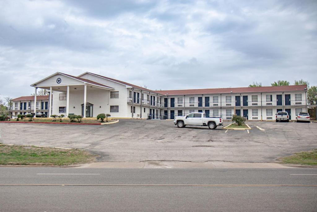 Salt Creek Lodge Graham Bagian luar foto